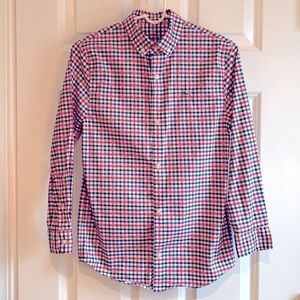 Vineyard Vines On the Go Performance boys dress shirt, size S (8-10), EUC.